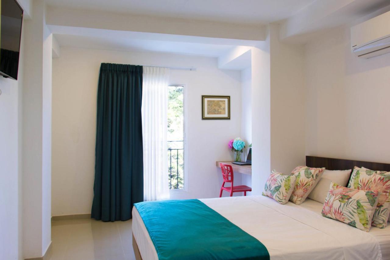 Hotel Avanti Chipichape Кали Екстериор снимка